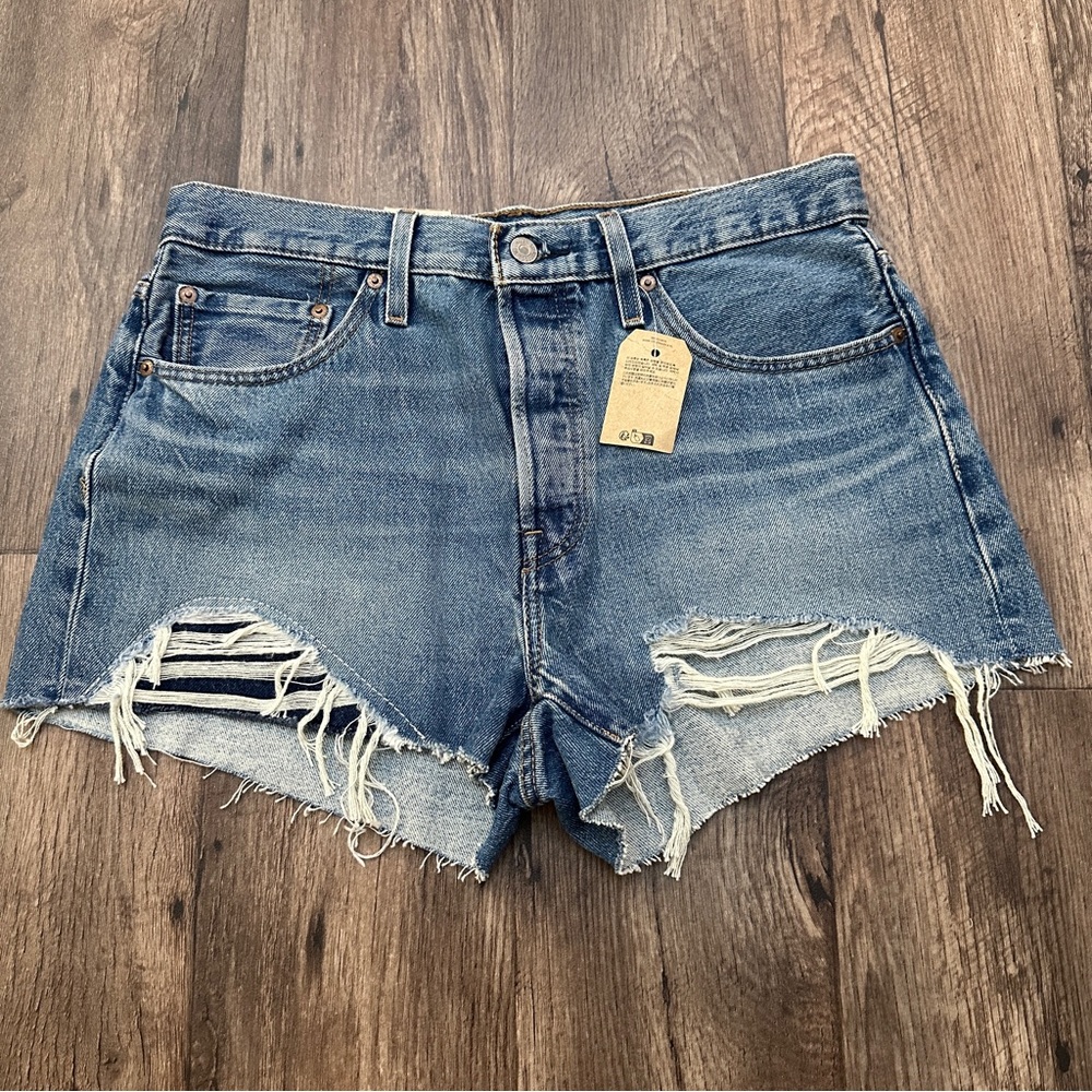 Levi's 501 Button 100% Cotton Cutoff Jean Denim Shorts Women’s Size 31 NEW